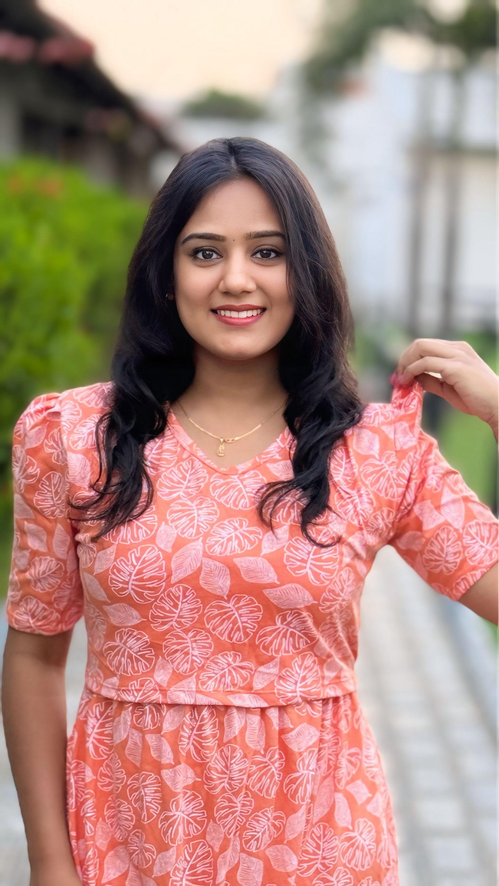 Oravie (Zipless Maternity) - product media